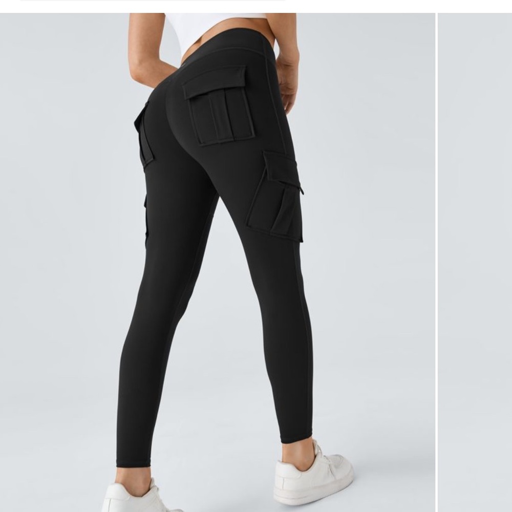 HALARA High Waisted Cargo Pocket Skinny Yoga Leggings